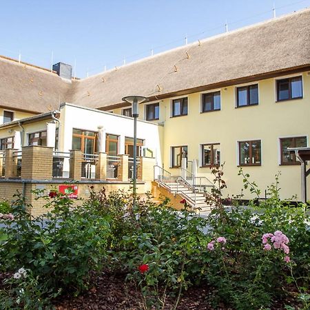 Ostseehotel Wustrow Wustrow  Bagian luar foto