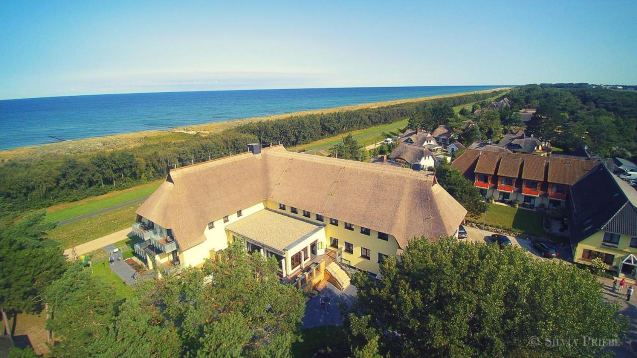 Ostseehotel Wustrow Wustrow  Bagian luar foto