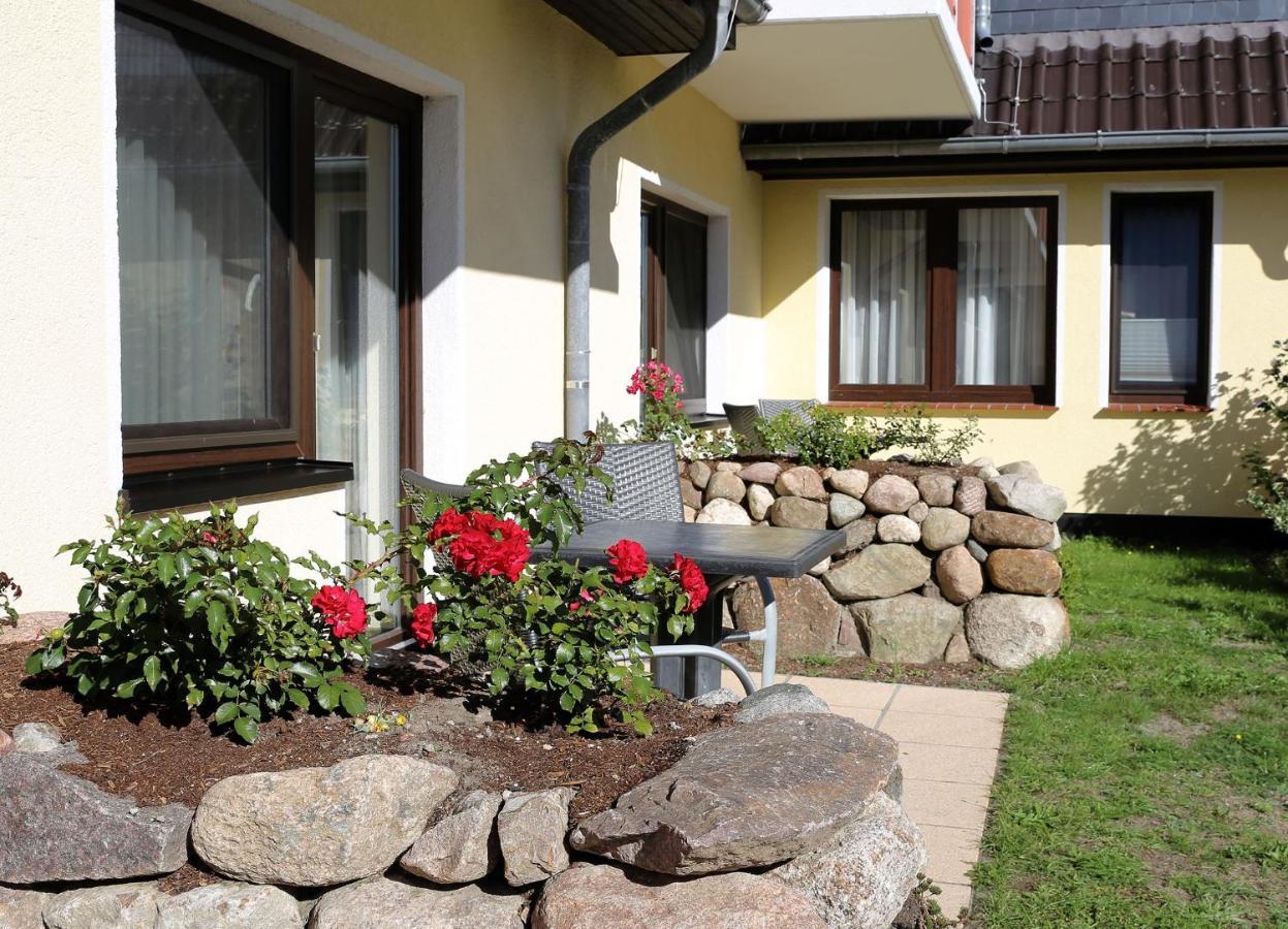 Ostseehotel Wustrow Wustrow  Bagian luar foto