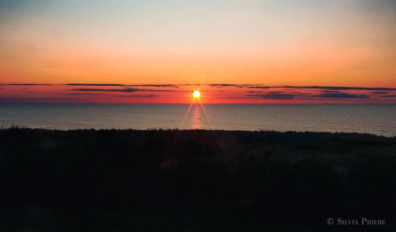 Ostseehotel Wustrow Wustrow  Bagian luar foto